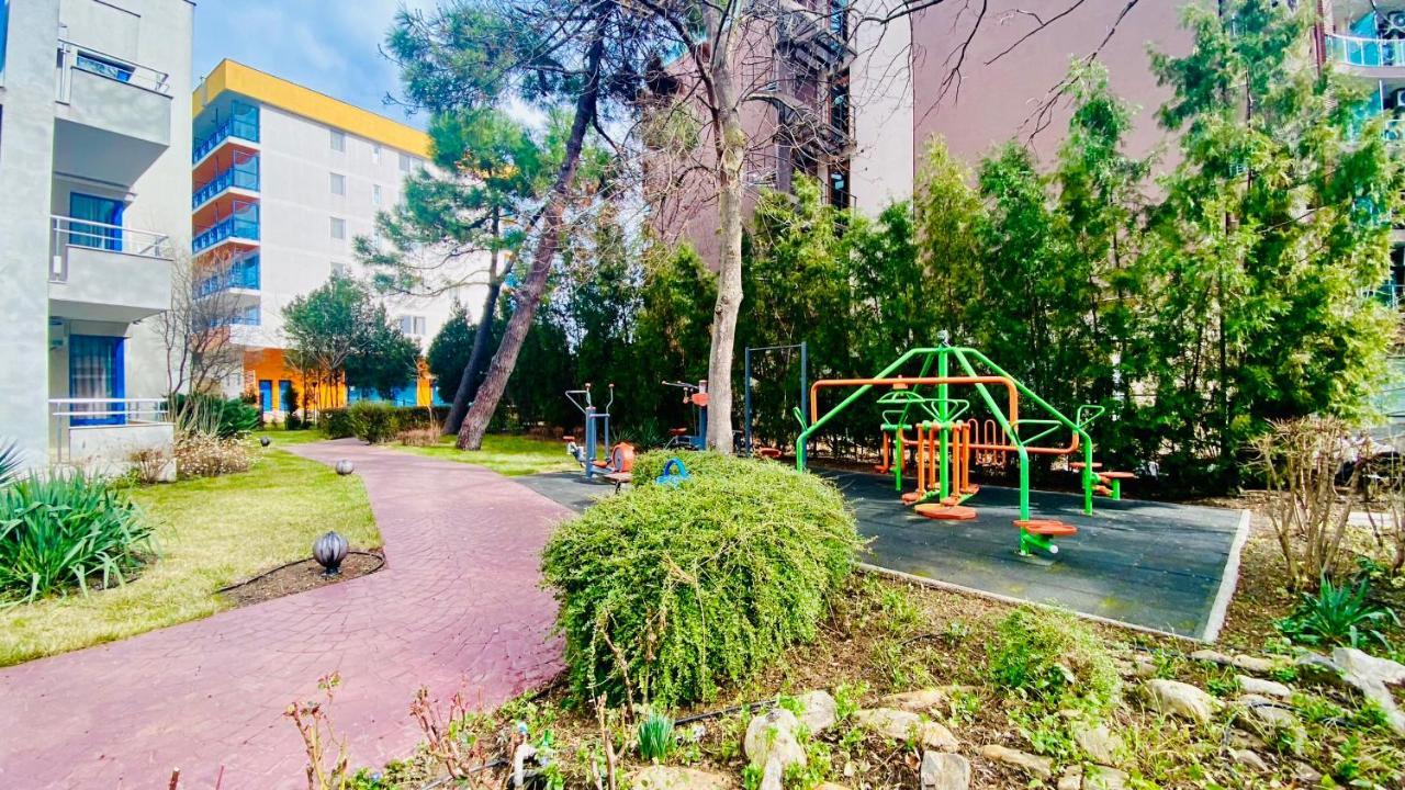 Bratanov Excelsior Apartment Sunny Beach Exterior photo